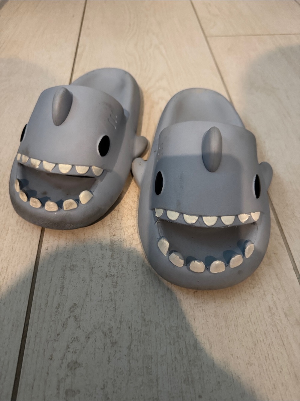 Shark Novelty Slip-On Sandals in Light blue men 8/womens 9